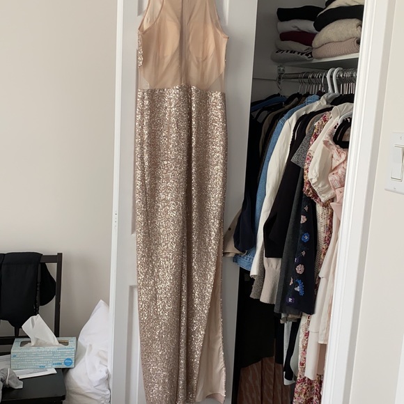 Aidan mattox champagne/ silver sequin dress size4 - Picture 4 of 9